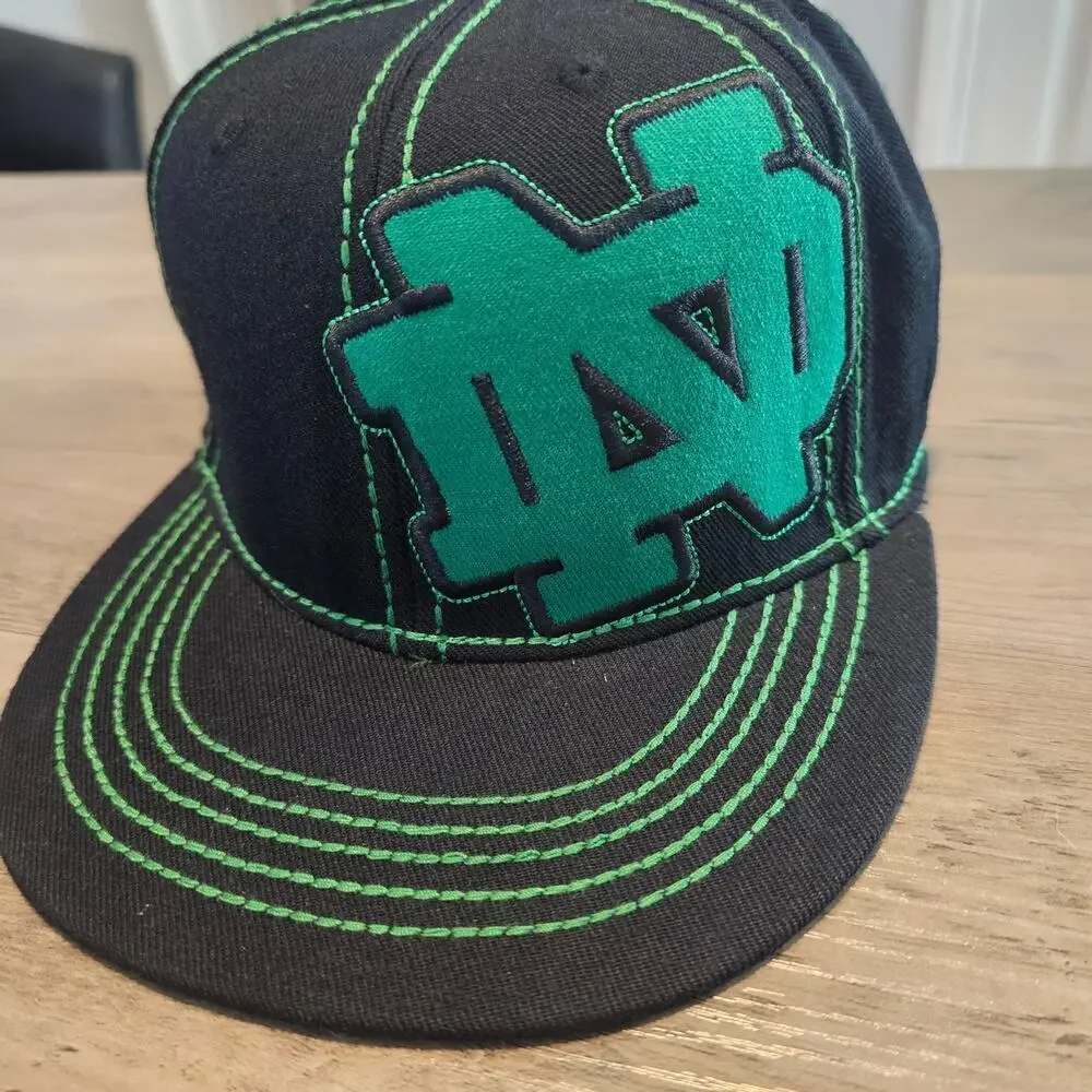 Vintage Notre Dame Fitted Hat Cap 7 3/8 Green Wool 90s Fighting Irish Flat Bill